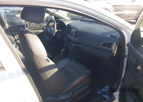 2017 Hyundai Elantra Sport z USA, uszkodzony, nr VIN KMHD04LB3HU355962